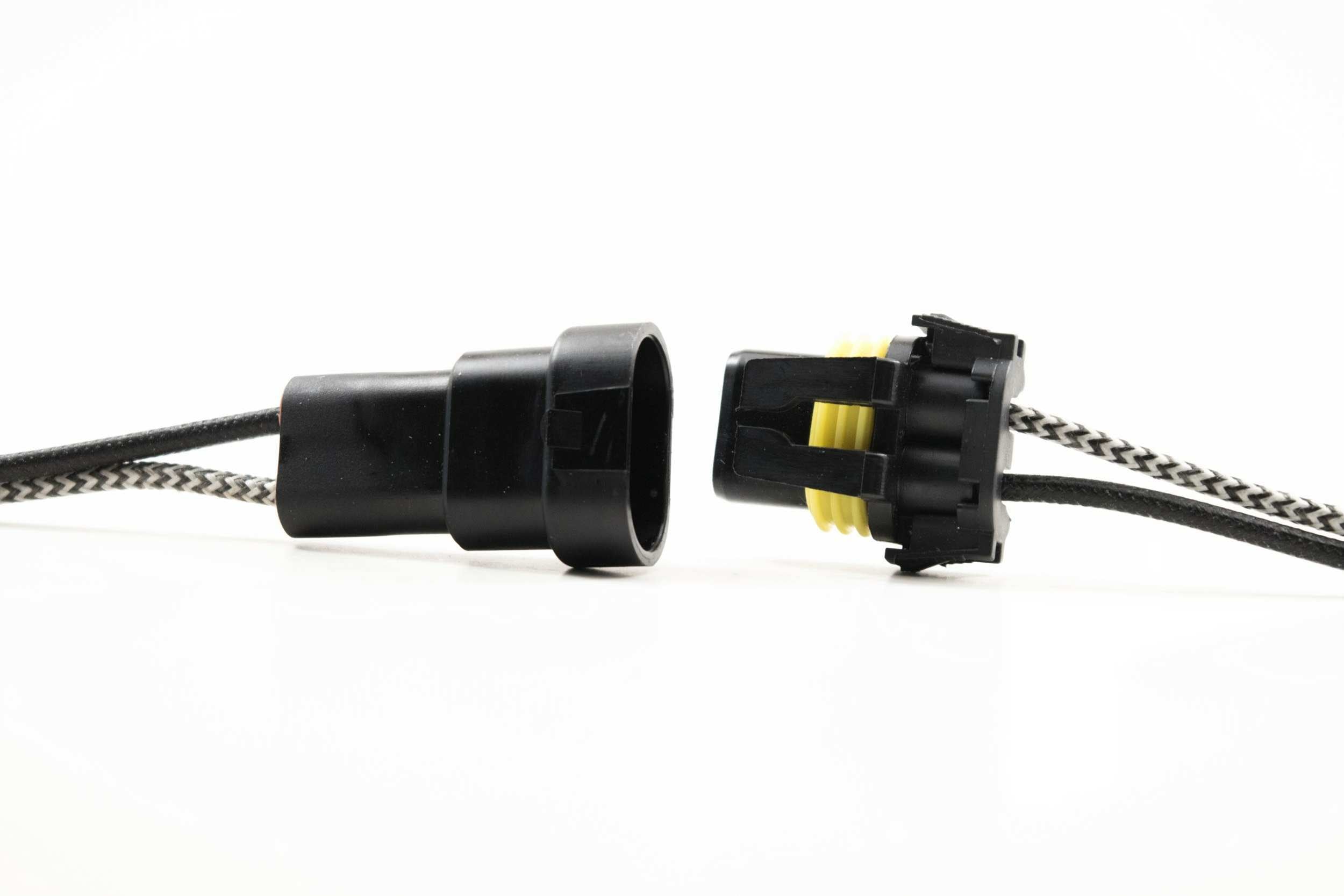 880/893: XTR 5000K HID Bulbs (Pair) - product image 3