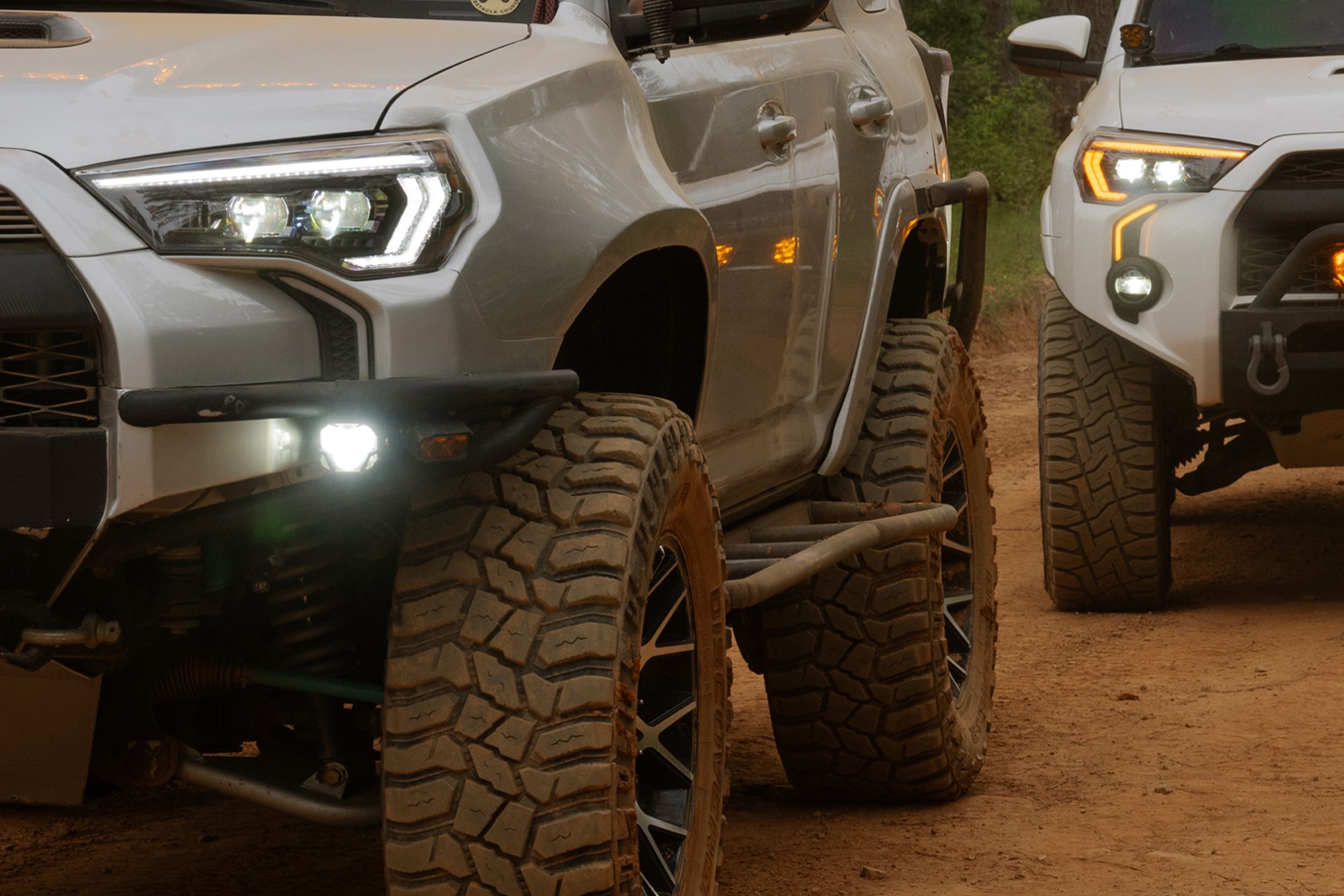 14-24 4Runner Evo Heads and Red Tails - product image 2