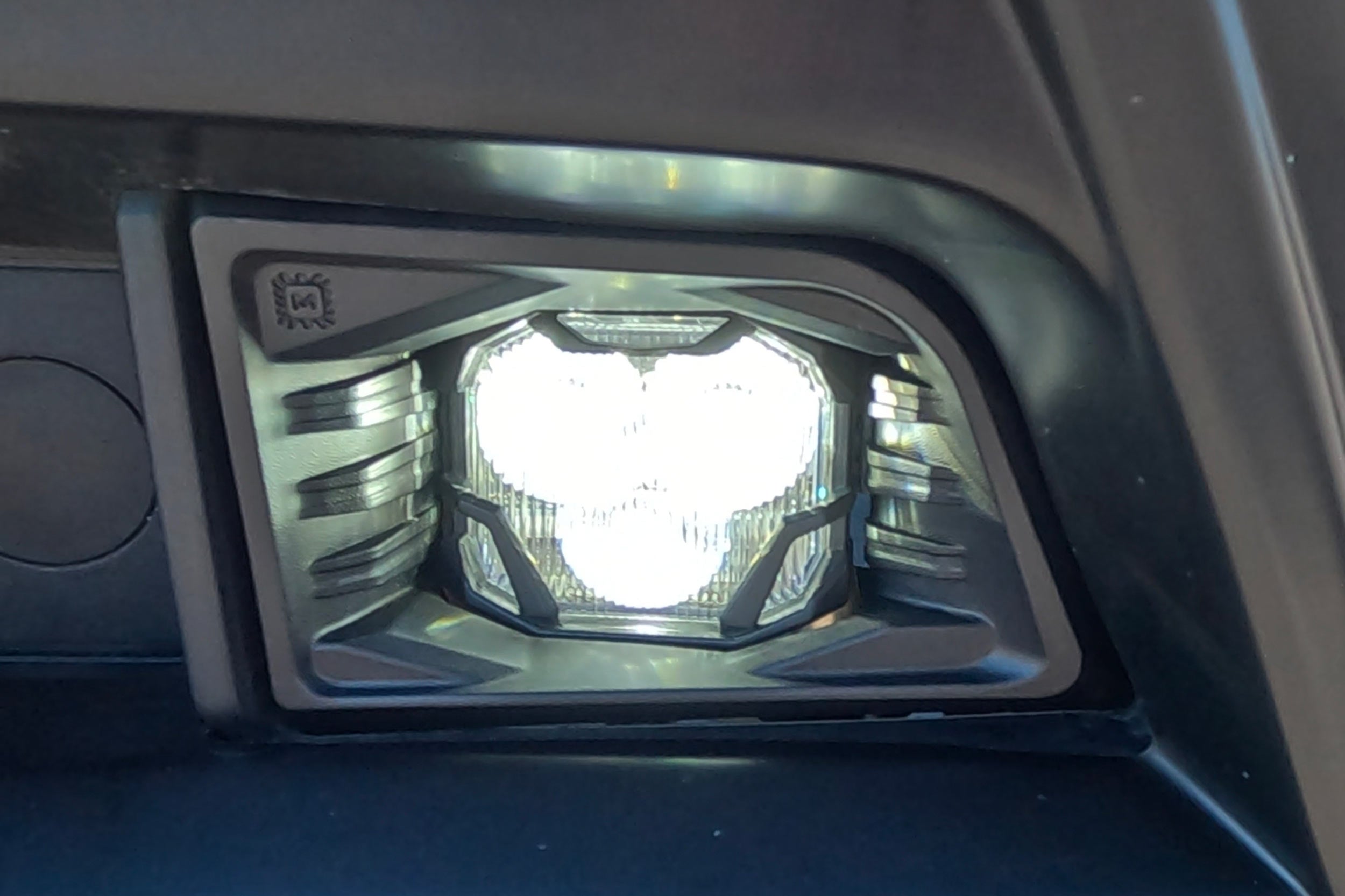 19-21 Silverado 1500 / 20-23 Silverado HD 4Banger Fog Light Kit: HXB White - product image 4