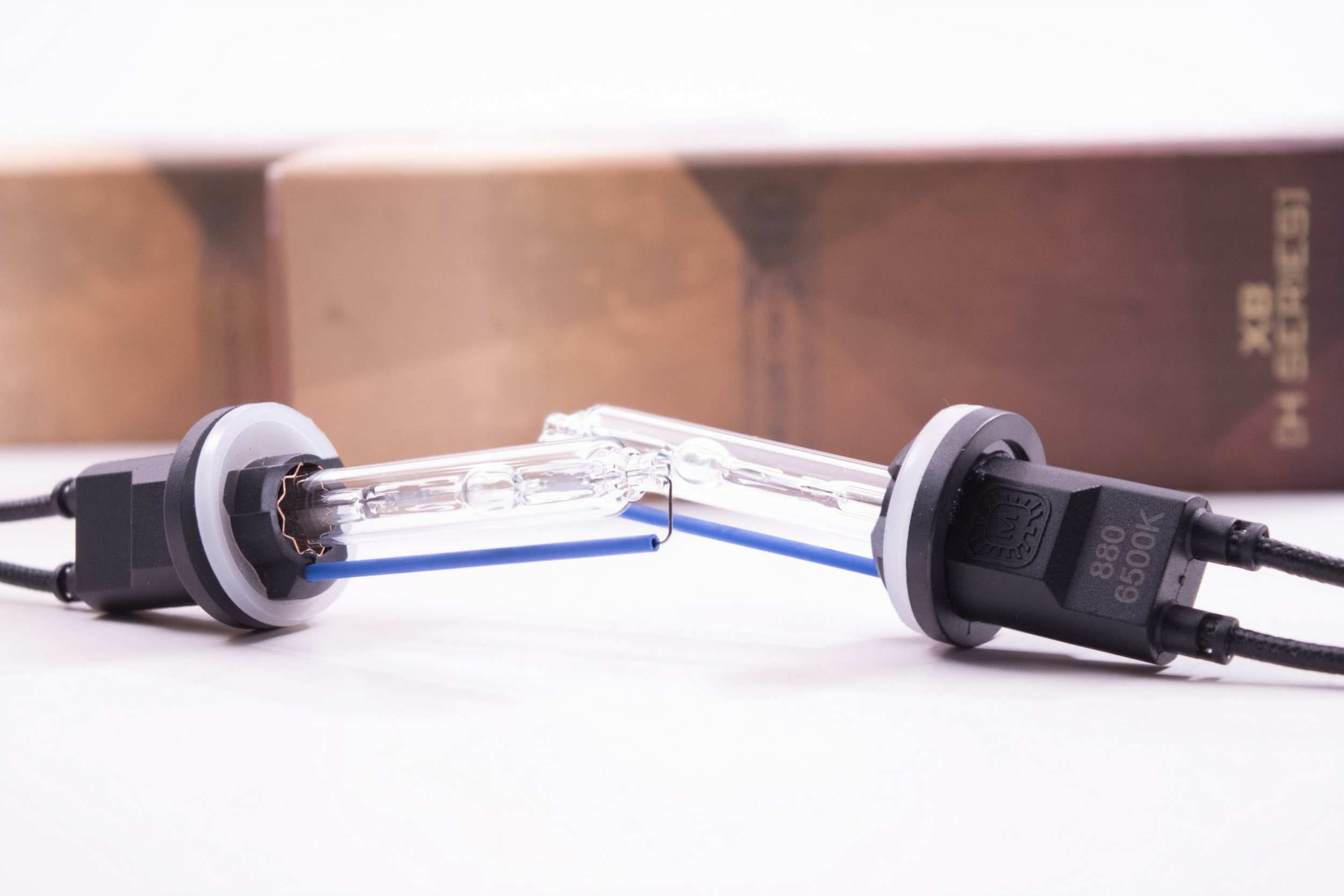 880/893: XB 3000K HID Bulbs (Pair) - product image 2