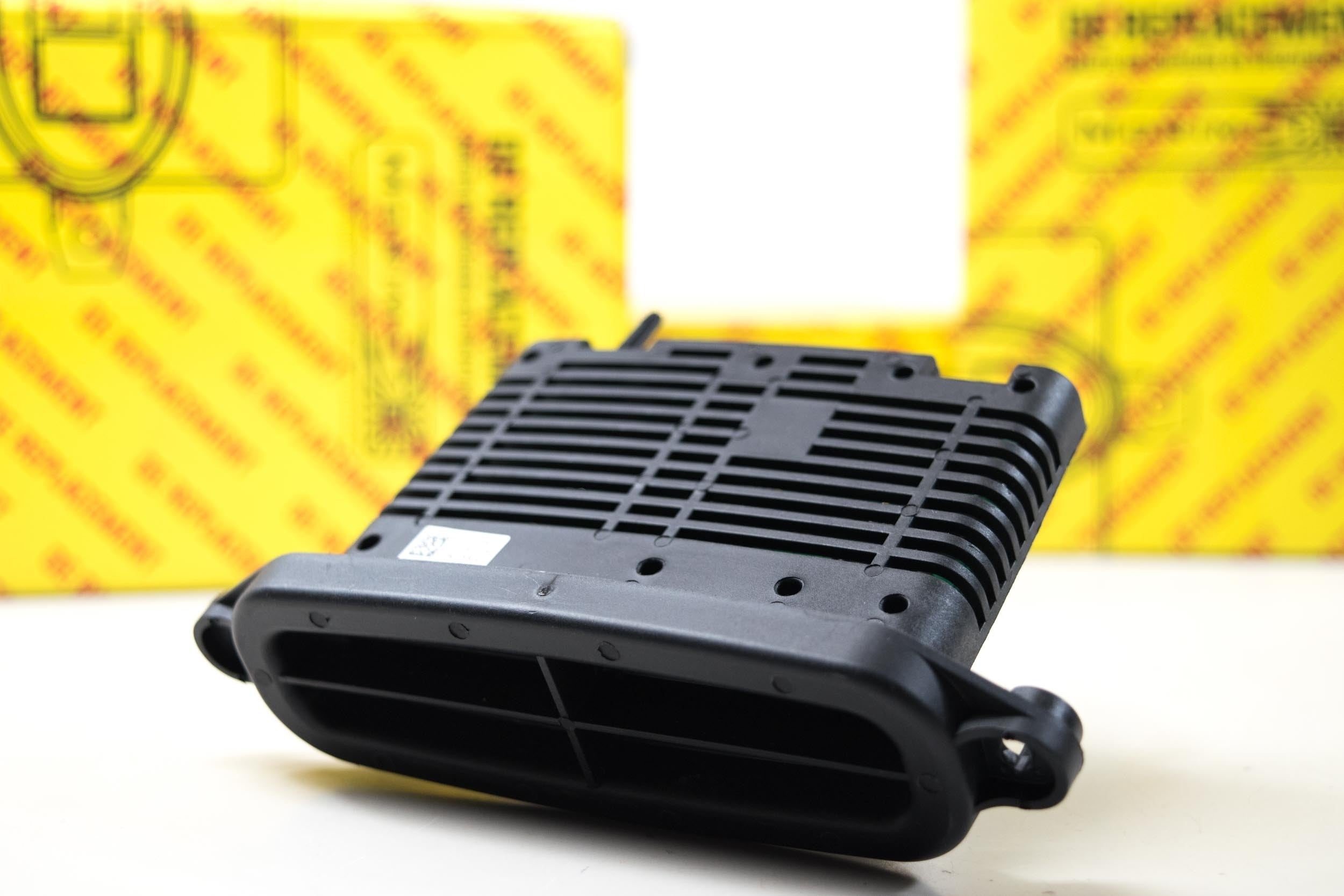 OE Replacement: BMW F07/F10 w/o AFS - product image 1