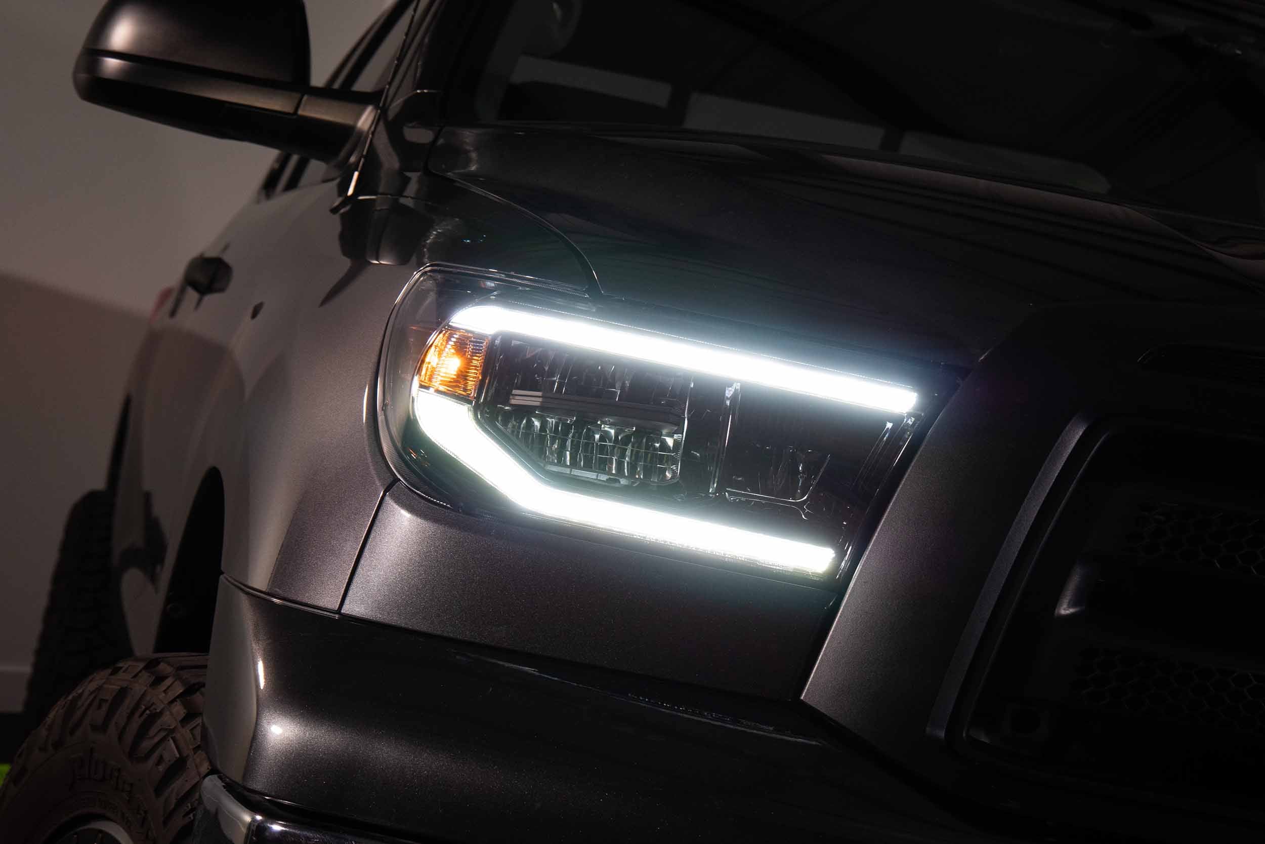 XB LED Headlights: Toyota Tundra (07-13 / White DRL / Set) - product image 8