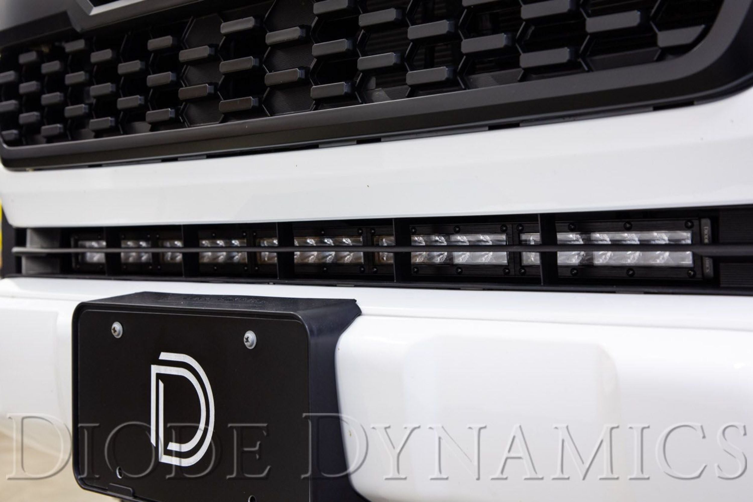 DD Grille Light Kit: Toyota Tacoma (16-20) (SS30 Bar / White / Driving Beam) - product image 3