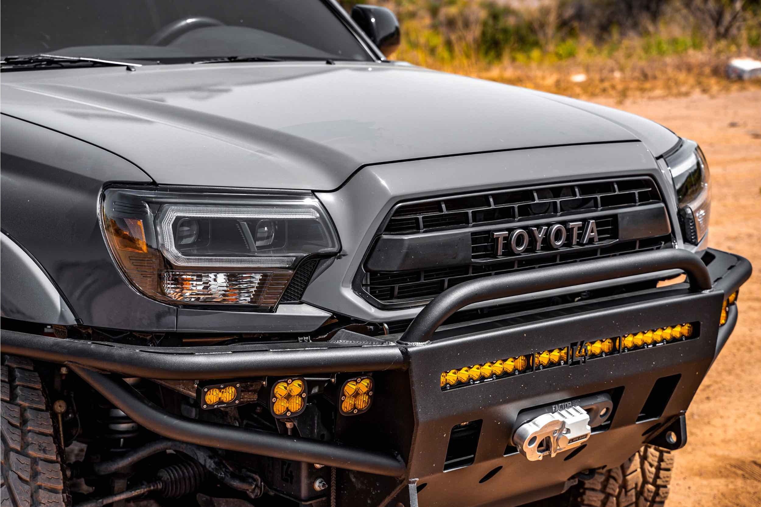 XB Hybrid LED Headlights: Toyota Tacoma (12-15 / Amber DRL / Set) - product image 5