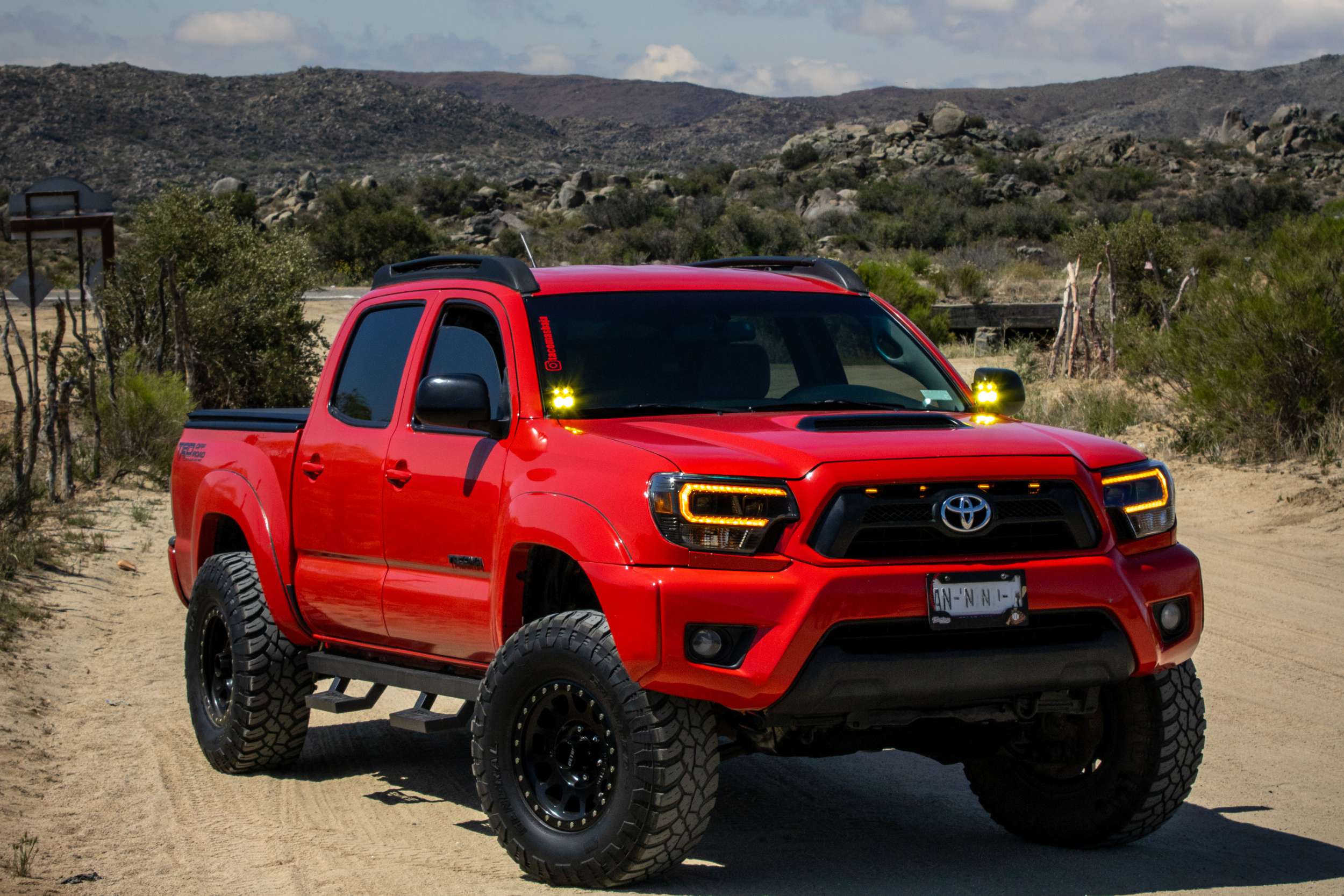 XB Hybrid LED Headlights: Toyota Tacoma (12-15 / Amber DRL / Set) - product image 14